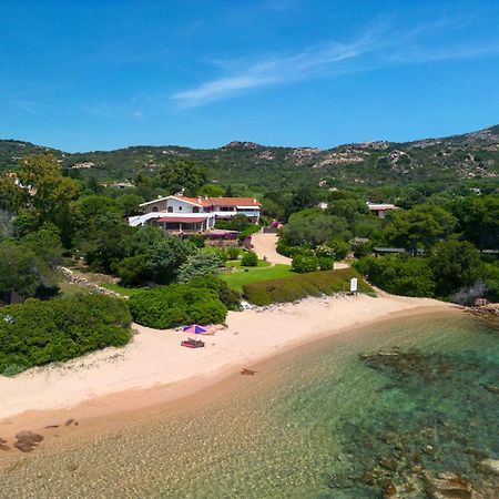 Baia Dorata Beach Apartment Porto Istana Экстерьер фото