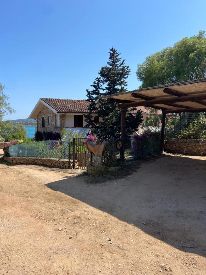 Baia Dorata Beach Apartment Porto Istana Экстерьер фото
