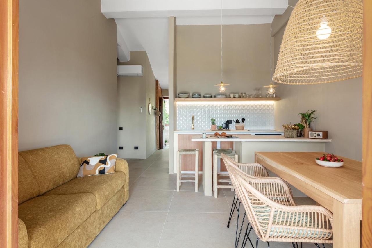 Baia Dorata Beach Apartment Porto Istana Экстерьер фото