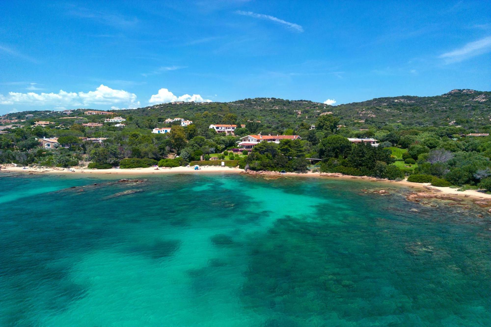 Baia Dorata Beach Apartment Porto Istana Экстерьер фото