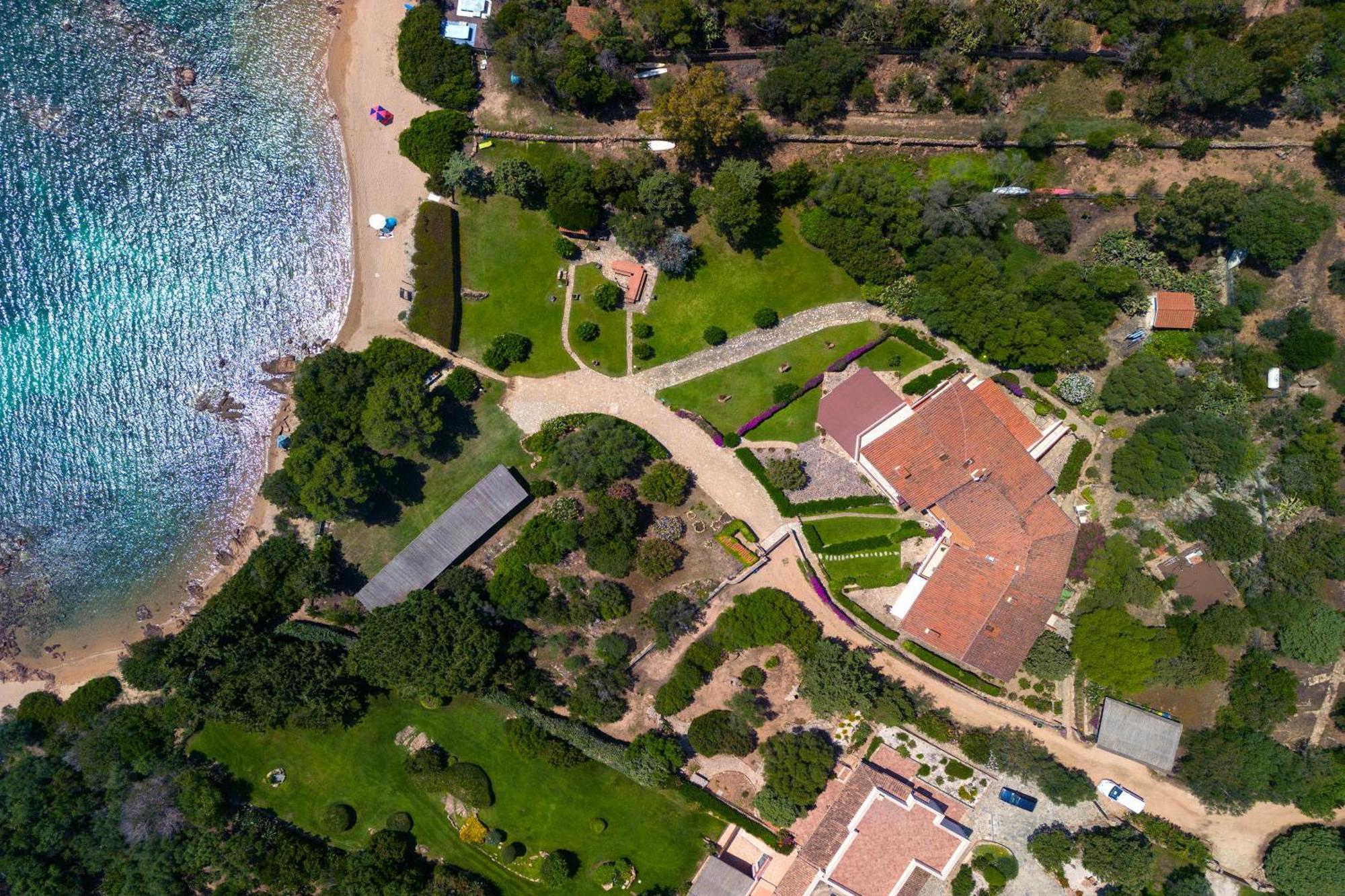 Baia Dorata Beach Apartment Porto Istana Экстерьер фото